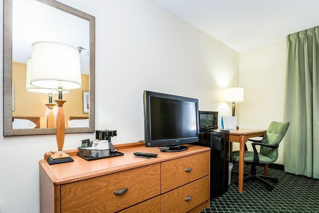 Comfort Inn Davenport East - Bettendorf Exterior foto