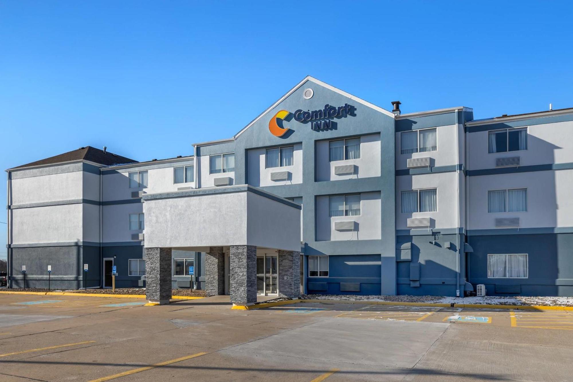 Comfort Inn Davenport East - Bettendorf Exterior foto